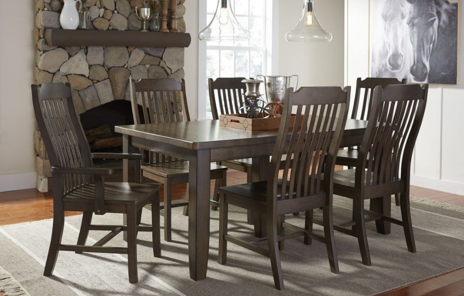 96" Farmhouse Extension Dining Table with Shaker Legs