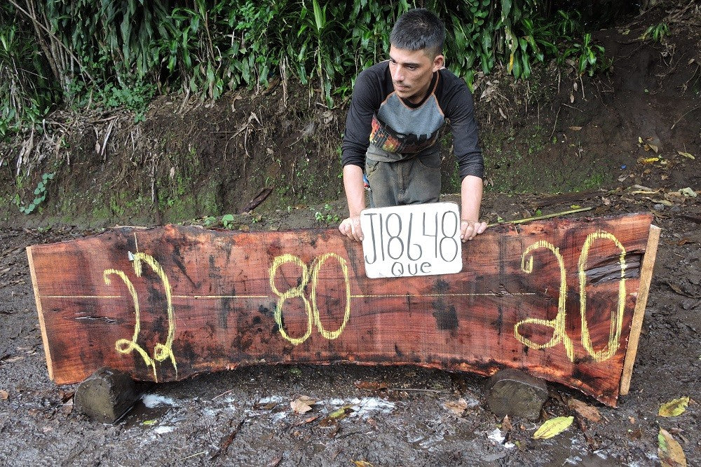 4 J18648QUE Wood n Things Gretna